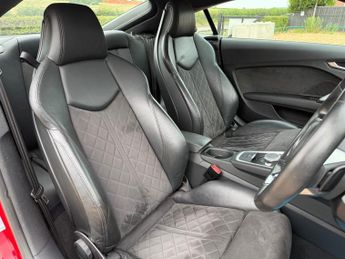 Audi TT 2.0 TFSI Sport Coupe 3dr Petrol S Tronic quattro Euro 6 (s/s) (2