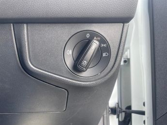 Volkswagen Polo 1.0 TSI LIFE MATCH | AUTOMATIC | LOW MILES | SERVICED |
