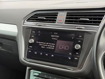 Volkswagen Tiguan 1.4 TSI SE Navigation SUV 5dr Petrol Manual Euro 6 (s/s) (125 ps