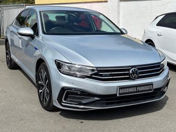 Volkswagen Passat 1.4 TSI 13kWh GTE Saloon 4dr Petrol Plug-in Hybrid DSG Euro 6 (s