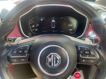 MG MG HS EXCLUSIVE DCT