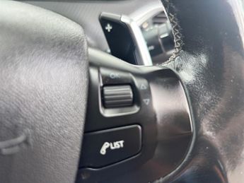 Peugeot 2008 1.6 e-HDi Allure SUV 5dr Diesel EGC Euro 5 (s/s) (92 ps)