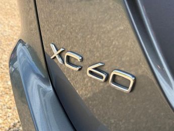 Volvo XC60 2.0 D4 SE Nav SUV 5dr Diesel Manual Euro 6 (s/s) (190 ps)