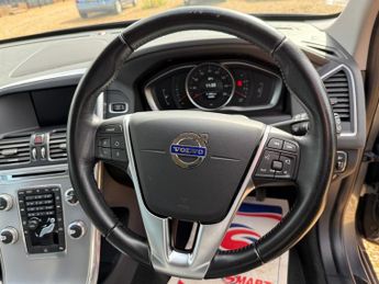 Volvo XC60 2.0 D4 SE Nav SUV 5dr Diesel Manual Euro 6 (s/s) (190 ps)