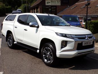 Mitsubishi L200 2.2 DI-D Double cab Warrior-Manual-Hard top