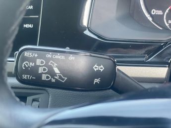 Volkswagen Polo 1.0 TSI LIFE | AUTOMATIC | LOW MILES | SERVICED |