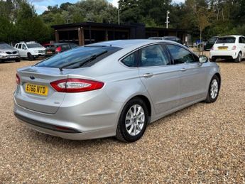 Ford Mondeo 1.5 TDCi ECOnetic Zetec Hatchback 5dr Diesel Manual Euro 6 (s/s)