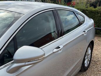 Ford Mondeo 1.5 TDCi ECOnetic Zetec Hatchback 5dr Diesel Manual Euro 6 (s/s)