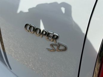 MINI Countryman 2.0 Cooper SD SUV 5dr Diesel Auto ALL4 Euro 5 (143 ps)