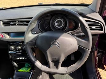 Citroen C3 1.2 PureTech Selection Hatchback 5dr Petrol Manual Euro 6 (82 ps