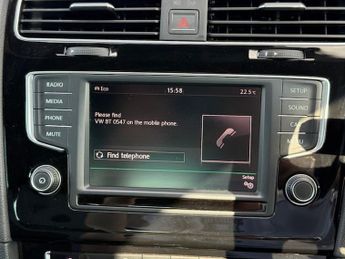 Volkswagen Golf 2.0 TSI R 5dr DSG