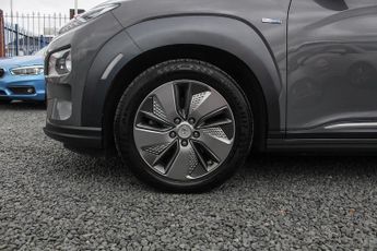 Hyundai Kona 64kWh Premium SE SUV 5dr Electric Auto (7kW Charger) (204 ps)