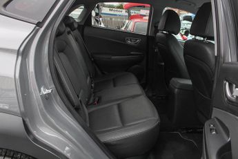 Hyundai Kona 64kWh Premium SE SUV 5dr Electric Auto (7kW Charger) (204 ps)