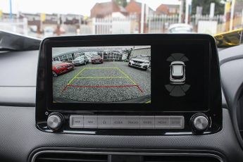 Hyundai Kona 64kWh Premium SE SUV 5dr Electric Auto (7kW Charger) (204 ps)