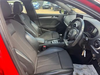 Audi A3 1.0 TFSI Black Edition Sportback 5dr Petrol Manual Euro 6 (s/s) 