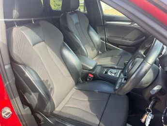 Audi A3 1.0 TFSI Black Edition Sportback 5dr Petrol Manual Euro 6 (s/s) 