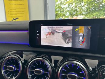 Mercedes CLA180 1.3 AMG Line (Premium Plus) Coupe 7G-DCT Euro 6 (s/s) 4dr