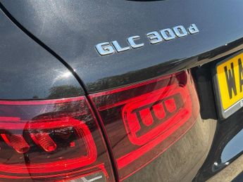 Mercedes GLC300 d 2.0 AMG Line (Premium) G-Tronic+ 4MATIC Euro 6 (s/s) 5dr