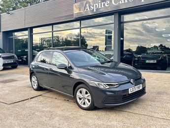 Volkswagen Golf 1.5 eTSI MHEV Life DSG Euro 6 (s/s) 5dr