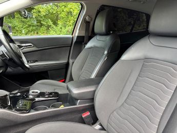 Kia Sportage 1.6 T-GDi 13.8kWh 3 SUV 5dr Petrol Plug-in Hybrid Auto AWD Euro 