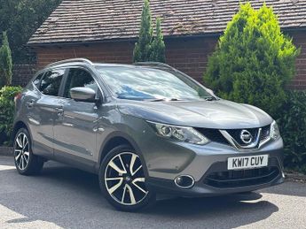 Nissan Qashqai 1.6 dCi Tekna SUV 5dr Diesel XTRON 2WD Euro 6 (s/s) (130 ps)
