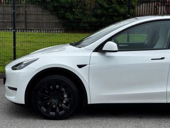 Tesla Model Y (Dual Motor) Long Range Auto 4WDE 5dr