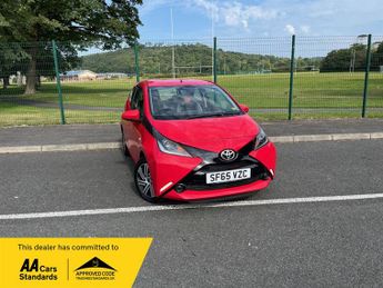 Toyota AYGO VVT-I X-PLAY
