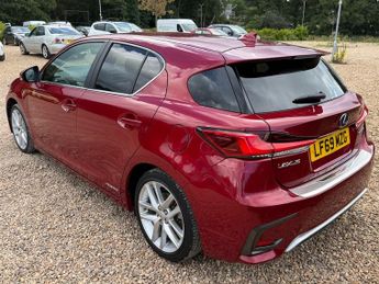Lexus CT 200h 1.8 200h Luxury Hatchback 5dr Petrol Hybrid CVT Euro 6 (s/s) (13