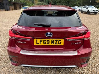 Lexus CT 200h 1.8 Luxury Hatchback 5dr Petrol Hybrid CVT Euro 6 (s/s) (136 ps)