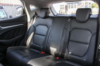 MG MG ZS 44.5kWh Exclusive SUV 5dr Electric Auto (143 ps)