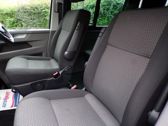 Volkswagen Transporter 2.0 TDI T32 150 Highline Kombi-Diesel DSG/Auto-10500 Miles-SWB-N