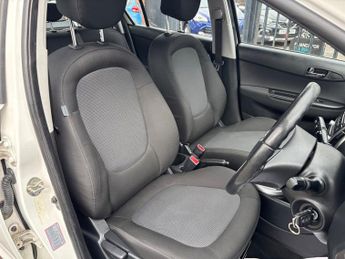 Hyundai i20 1.4 Active Hatchback 5dr Petrol Auto Euro 5 (100 ps)