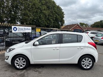 Hyundai i20 1.4 Active Hatchback 5dr Petrol Auto Euro 5 (100 ps)
