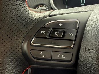 MG MG ZS 1.0 T-GDI Exclusive SUV 5dr Petrol Auto Euro 6 (111 ps)