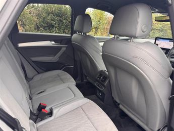 Audi Q5 TFSI E S LINE QUATTRO