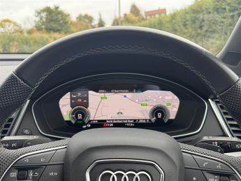Audi Q5 TFSI E S LINE QUATTRO
