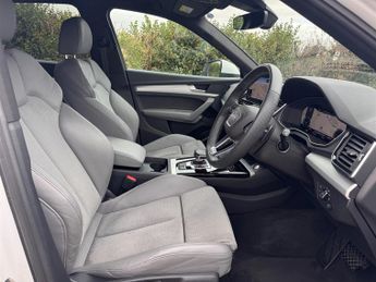 Audi Q5 TFSI E S LINE QUATTRO