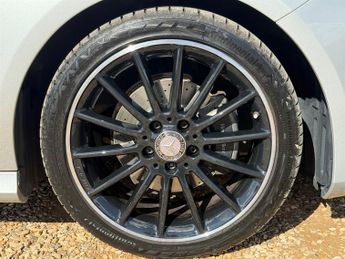 Mercedes A200 1.6 AMG Line Hatchback 5dr Petrol 7G-DCT Euro 6 (s/s) (156 ps)