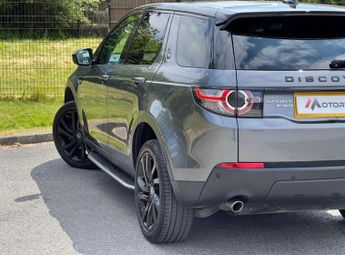 Land Rover Discovery Sport 2.0 TD4 HSE Black Auto 4WD Euro 6 (s/s) 5dr