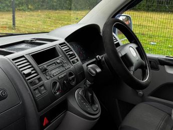Volkswagen Transporter 2.5 TDI T30 Tiptronic L1 H1 4dr