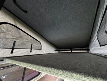 Volkswagen Transporter 2.5 TDI T30 Tiptronic L1 H1 4dr