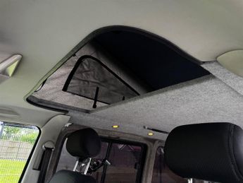 Volkswagen Transporter 2.5 TDI T30 Tiptronic L1 H1 4dr