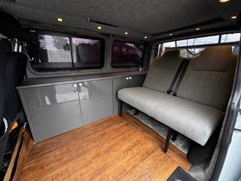 Volkswagen Transporter 2.5 TDI T30 Tiptronic L1 H1 4dr