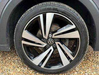 Volkswagen T-Cross 1.0 TSI R-Line SUV 5dr Petrol Manual Euro 6 (s/s) (110 ps)
