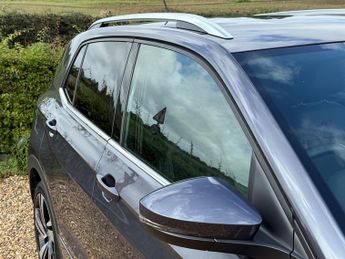 Volkswagen T-Cross 1.0 TSI R-Line SUV 5dr Petrol Manual Euro 6 (s/s) (110 ps)