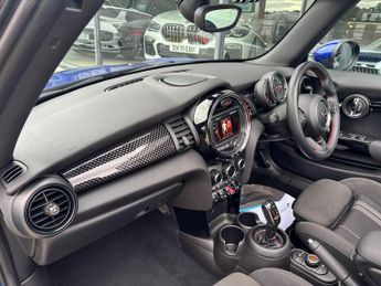 MINI Convertible 2.0 Cooper S Sport Steptronic Euro 6 (s/s) 2dr