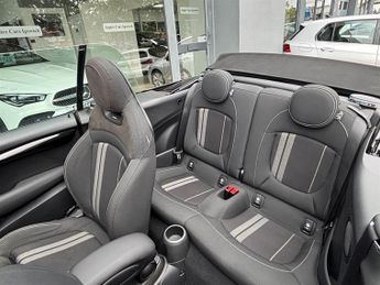 MINI Convertible 2.0 Cooper S Sport Steptronic Euro 6 (s/s) 2dr
