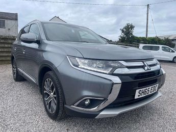 Mitsubishi Outlander 2.2 DI-D GX3 SUV 5dr Diesel Auto 4WD Euro 6 (147 ps)