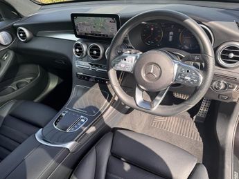 Mercedes GLC300d 4MATIC AMG LINE PREMIUM PLUS