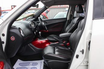 Nissan Juke 1.6 Tekna SUV 5dr Petrol CVT Euro 5 (117 ps)